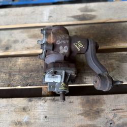 2007-2010 Chevy Silverado 2500HD Steering Gear Box