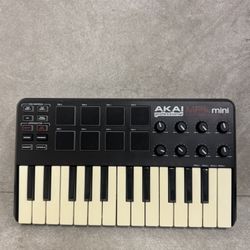Akai MPK Laptop Production Keyboard