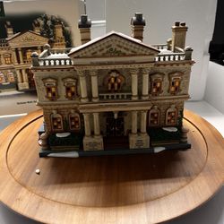 Department 56 - Gentlemen Club