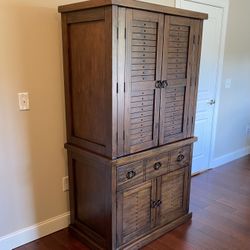 Gorgeous Solid Wood Chest, Entertainment Center, Or Armoire 
