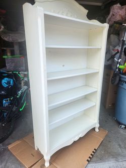 Book shelf