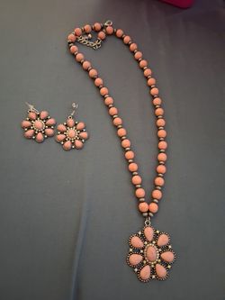 New necklace and earrings