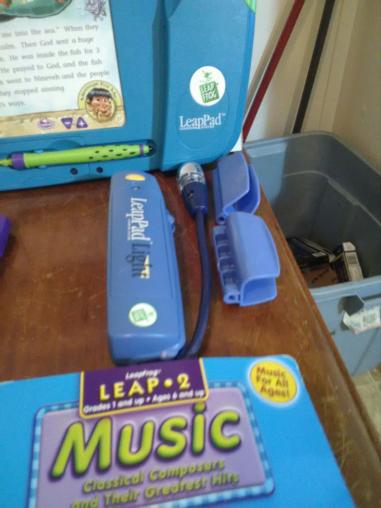 Leap Frog learning system and Quantum pad for Sale in Melbourne, FL -  OfferUp