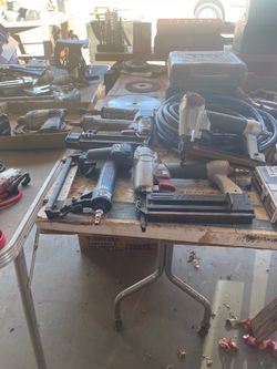 Nail an staple guns