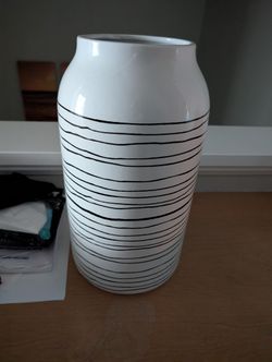 Black & White Contemporary Modern Vase 