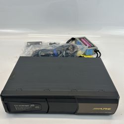 Alpine CHM-S630 6 CD DISC Changer W/ Extras & Original Box