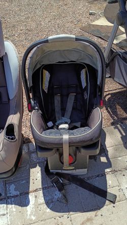 Infant carseat