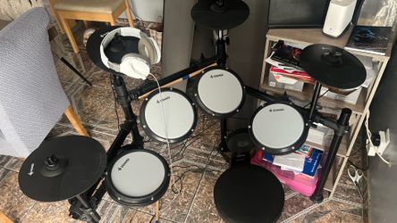 Electric drum set Donner 200