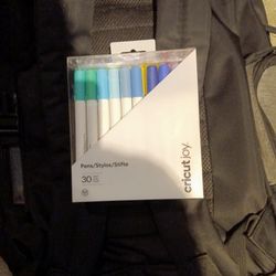 Brand New Unopen Cricut Joy Machine 30 Ok Pens