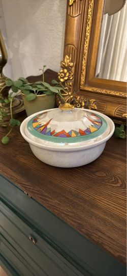 Hall China Co Pot