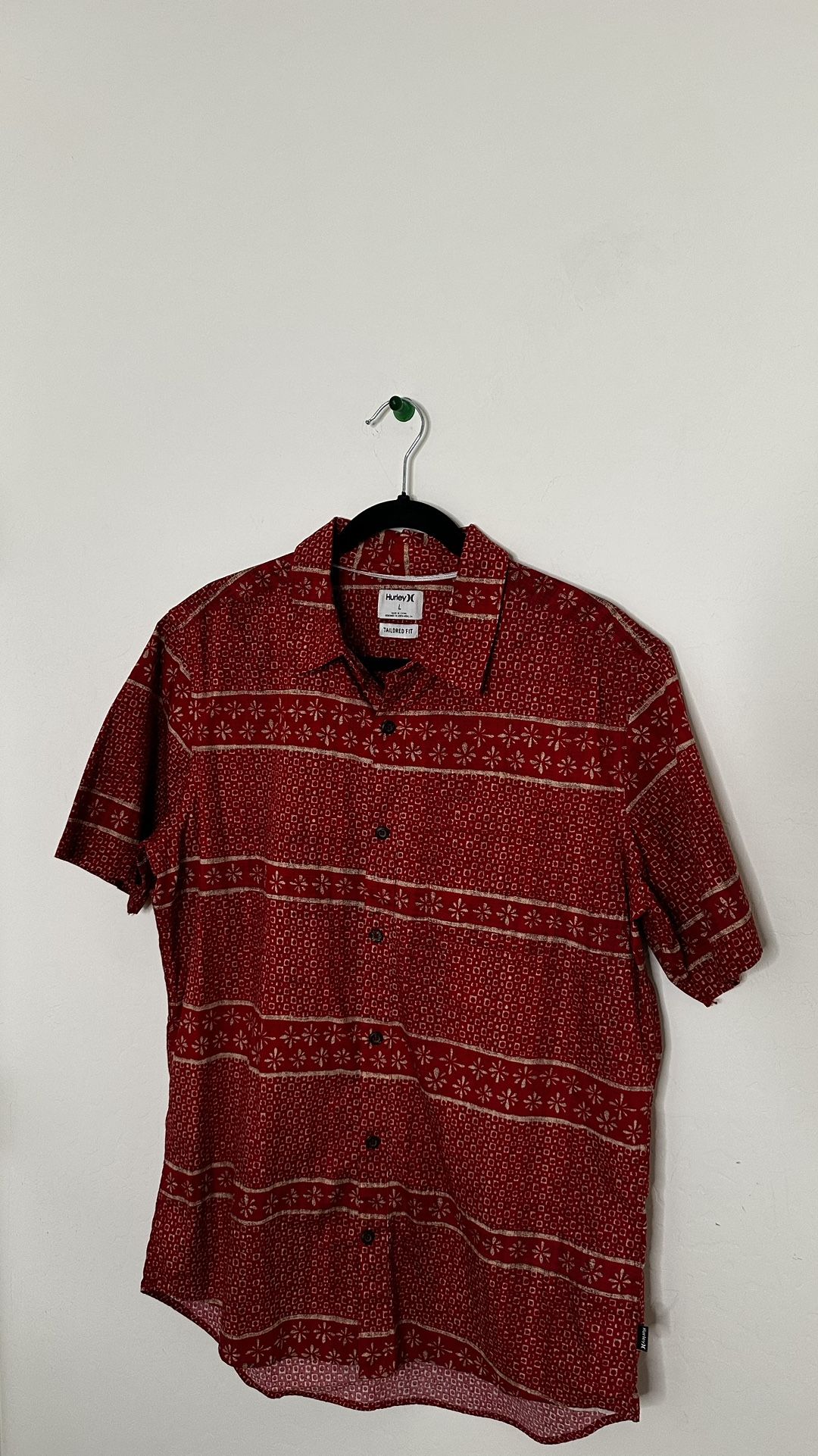 Hurley Red Patterned Button-Up Shirt