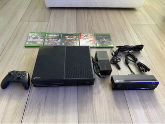 Xbox one with games and remote control Kinect