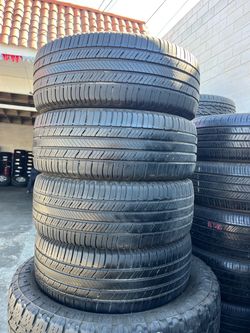 205/55/R16 marca Michelin las 4 llantas usadas instaladas y balanceadas