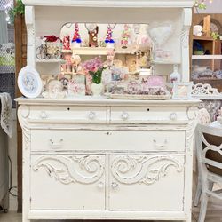 Distressed Antique Vanity With Mirror