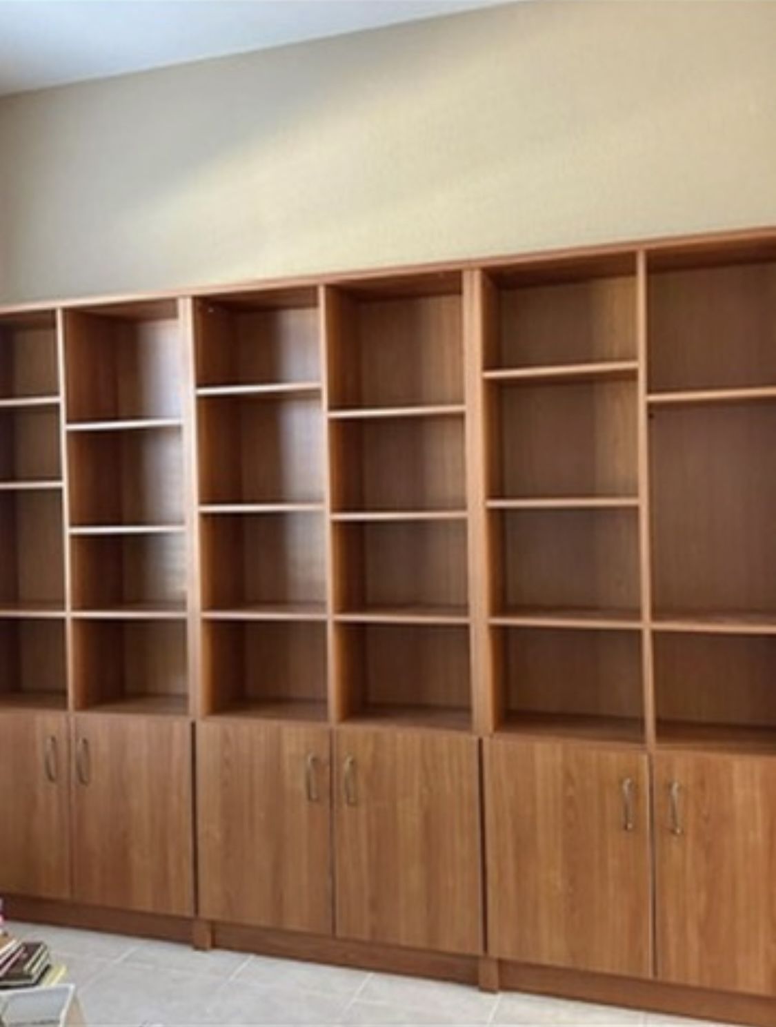 Closet / Shelving Unit