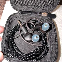 Truthear Hexa IEMs