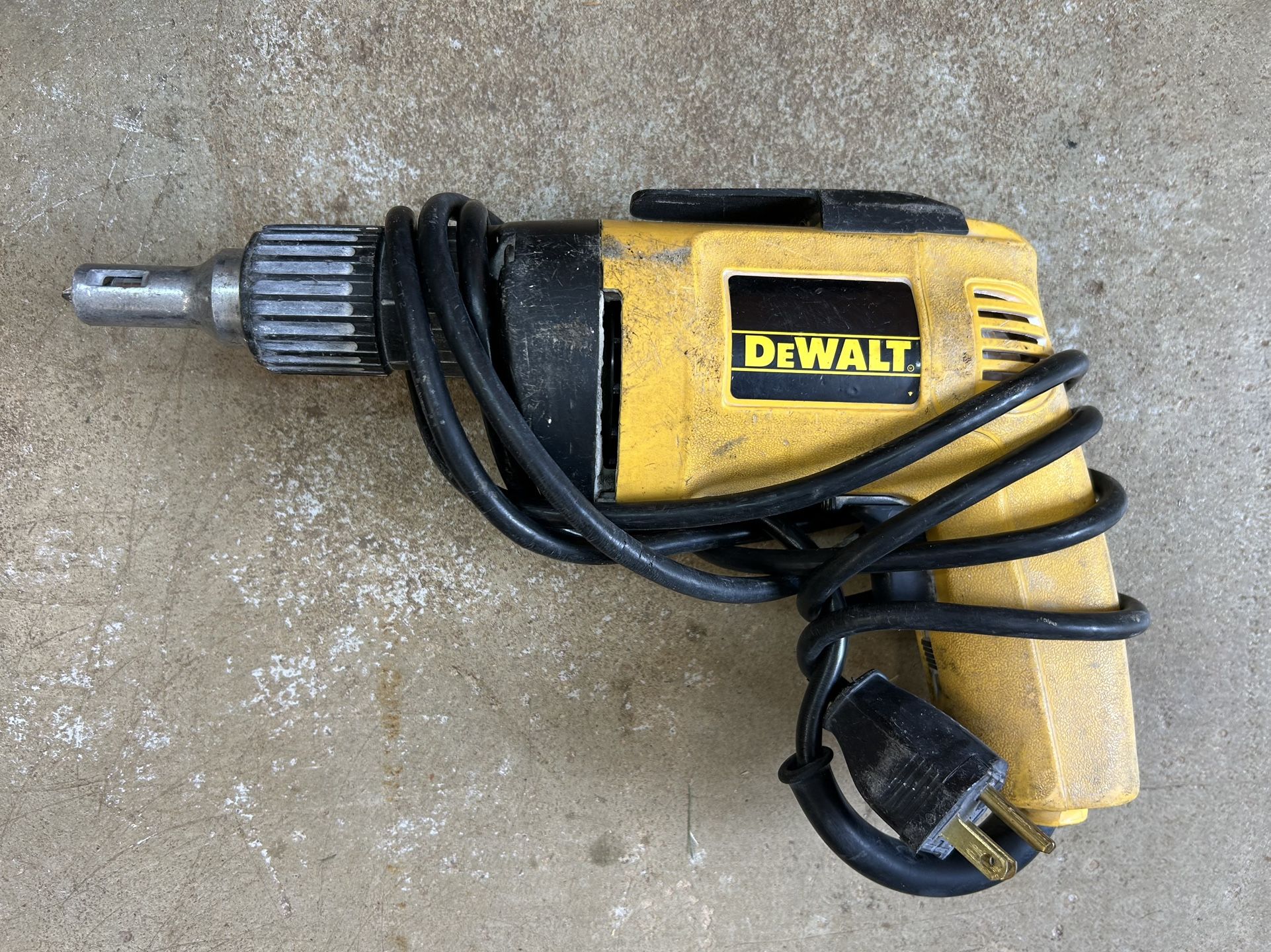 DEWALT DW250 VSR Drywall Screwgun