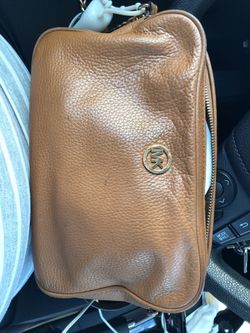 Micheal Kors Cross Body