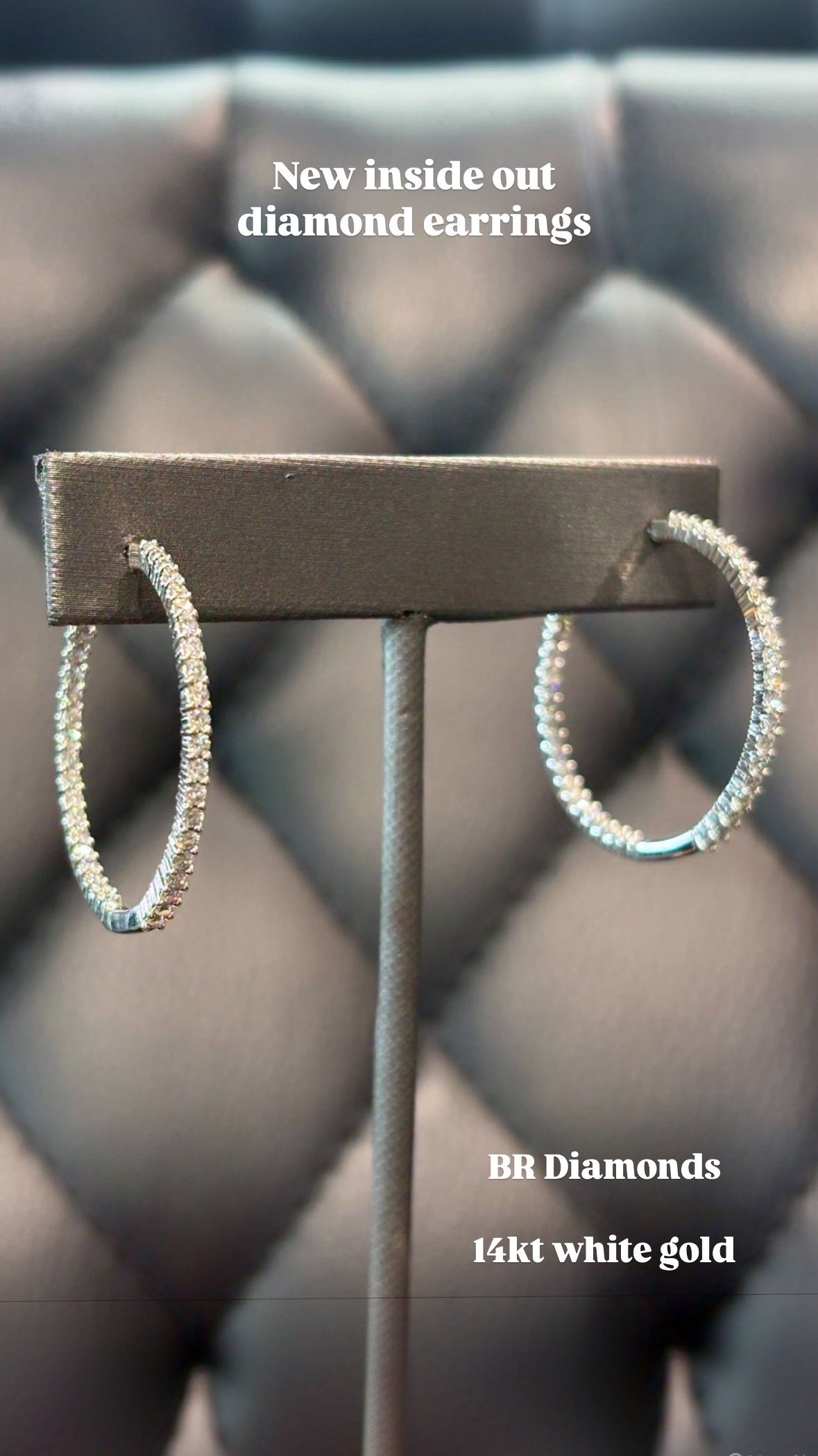 18kt white Gold Diamond Earrings