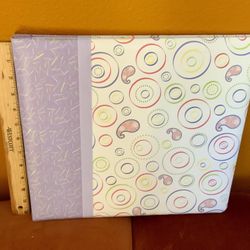 PHOTO ALBUM/SCRAPBOOK, SWIRLS AND PAISLEYS, GREAT GIFT
