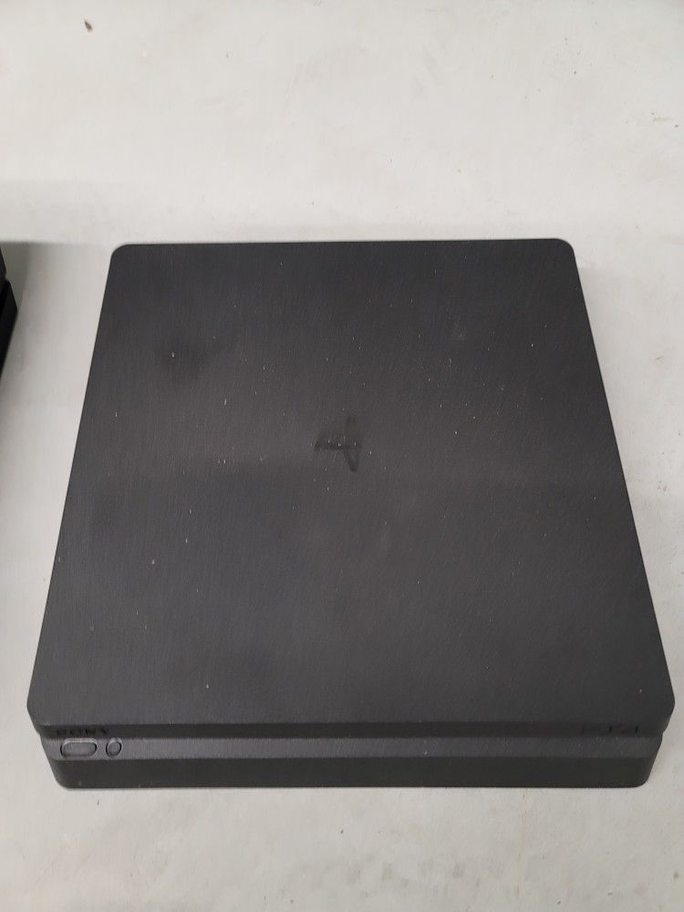 Ps4 Slim $100