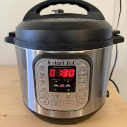 Instant Pot Duo 6 Quart Pressure Cooker