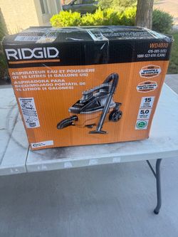 RIDGID WD4070 4-Gallon Wet/Dry Vacuum