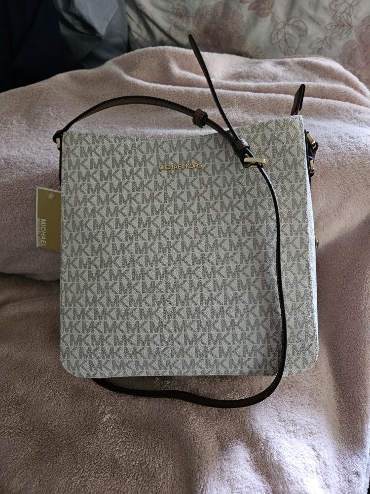 Michael Kors Jet Set Travel
