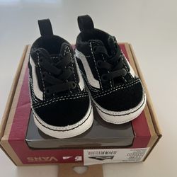 Vans  crib
