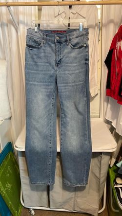 Lucky Brand Light Wash Straight Leg Jeans