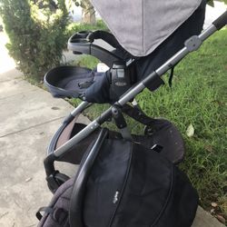 Stroller Graco Model 2023 Comes With Car seat Used Condition Clean Works Okay Effect $70 Obo South La 90043 