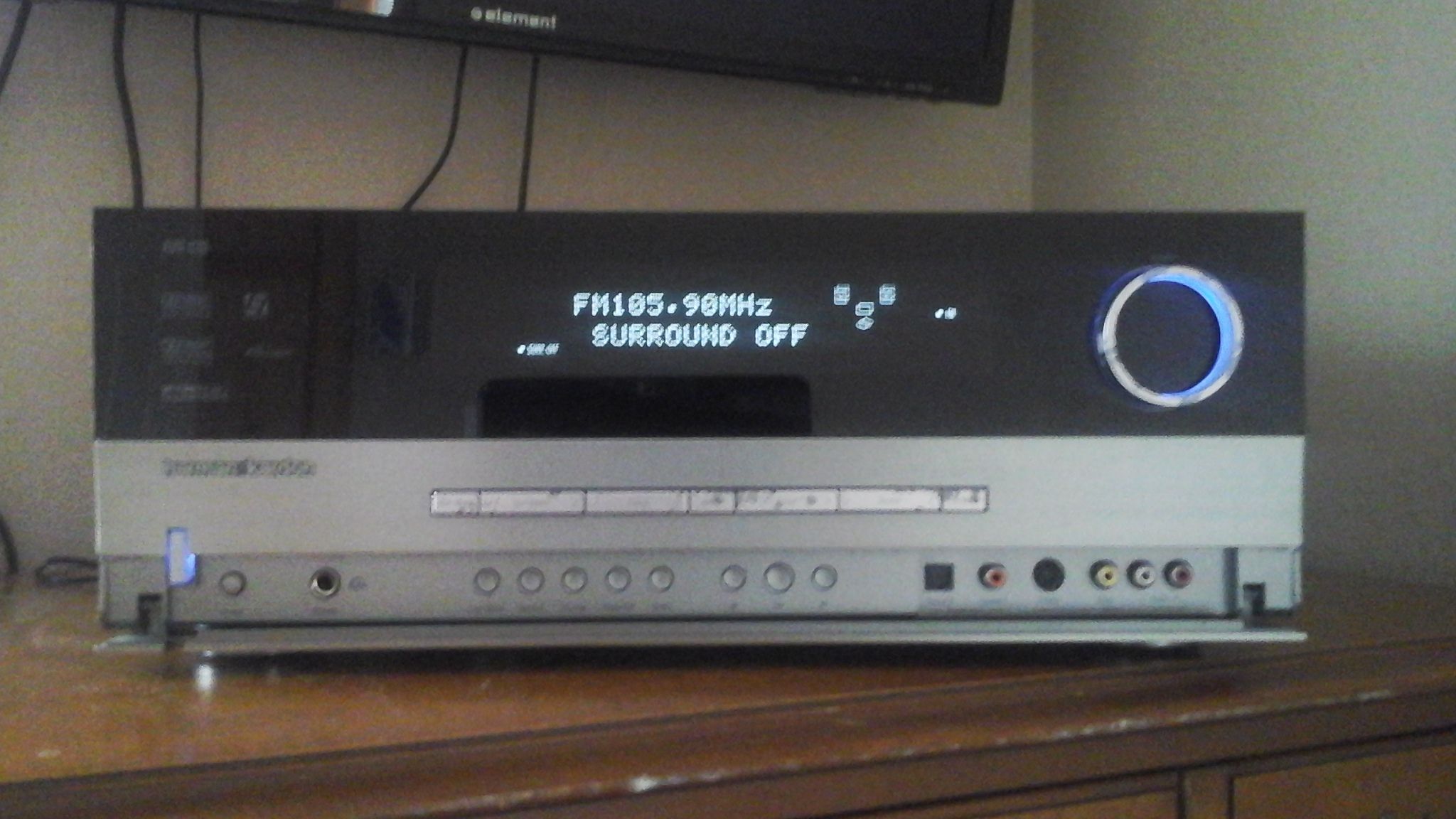 Harman Kardon AVR 430 Audio/Video 7.1 Surround 455 Watt Reciever(with speakers)