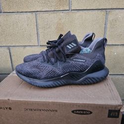 Men's Adidas Shoes Size 14 Alpha bounce