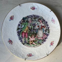 RARE FIND! VINTAGE "From My Heart" 1982 Royal Doulton Victorian VALENTINES DAY Collectors plates