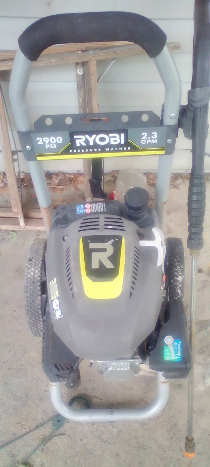 Ryobi 2900 PSI power washer 2.3 GPM