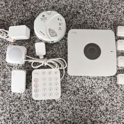 Alarm Pro Security Kit, 8-Piece with built-in eero Wi-Fi 6 router