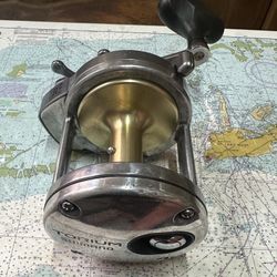 Shimano Torium 30 - One Of A Kind 2-Tone In Very Nice Condition