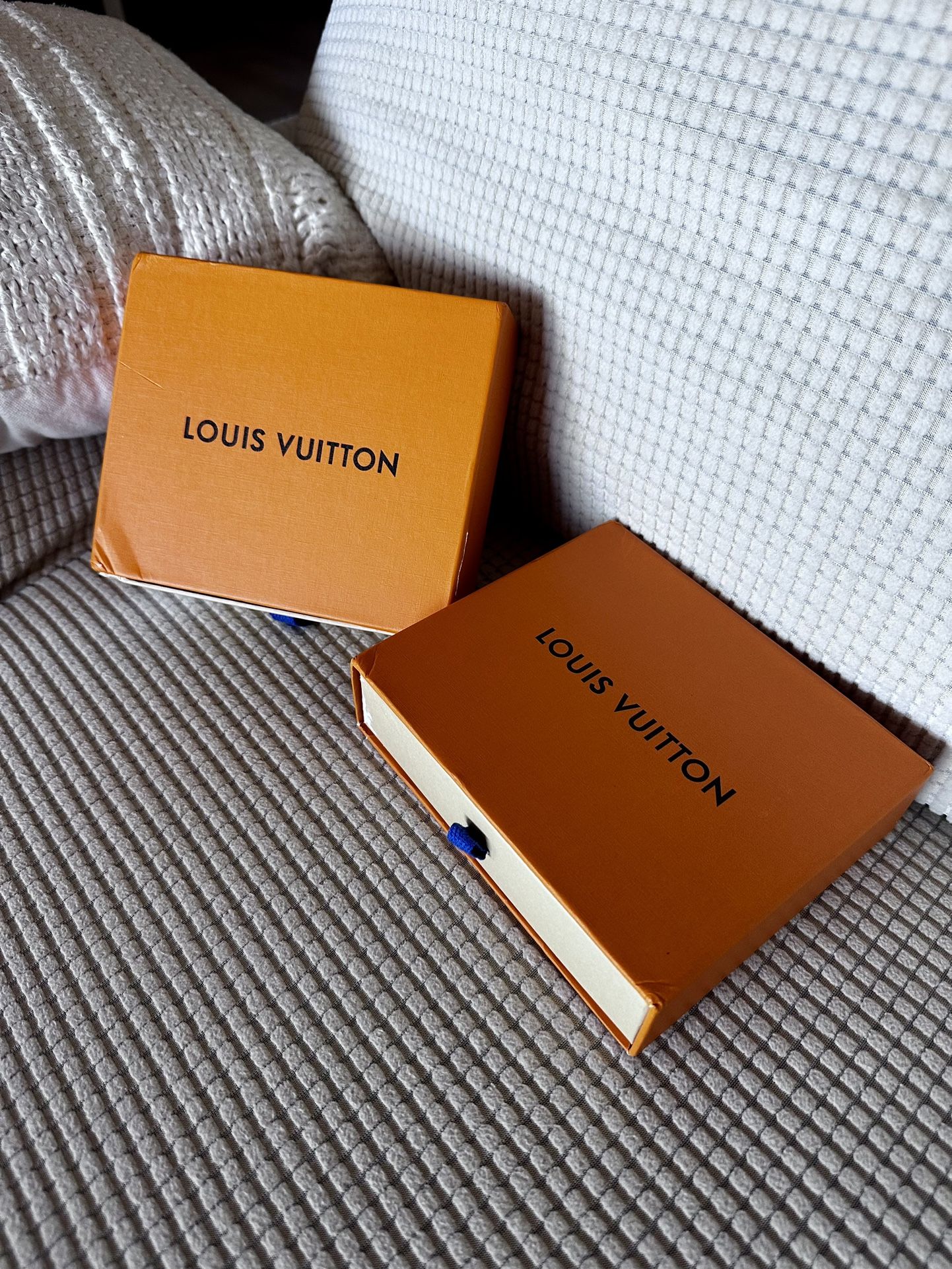 *Brand New* Louis Vuitton Bi-Fold Wallets 