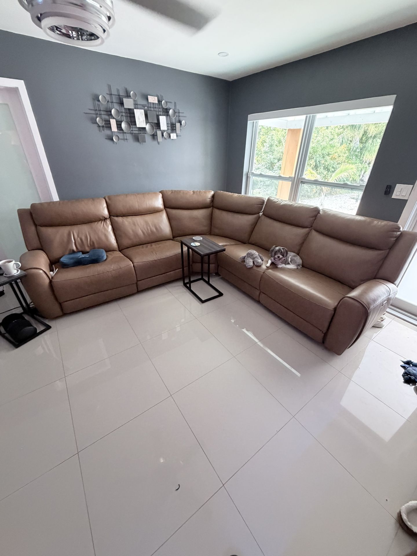 Sectional Sofa With End Recliners And Head Rest
