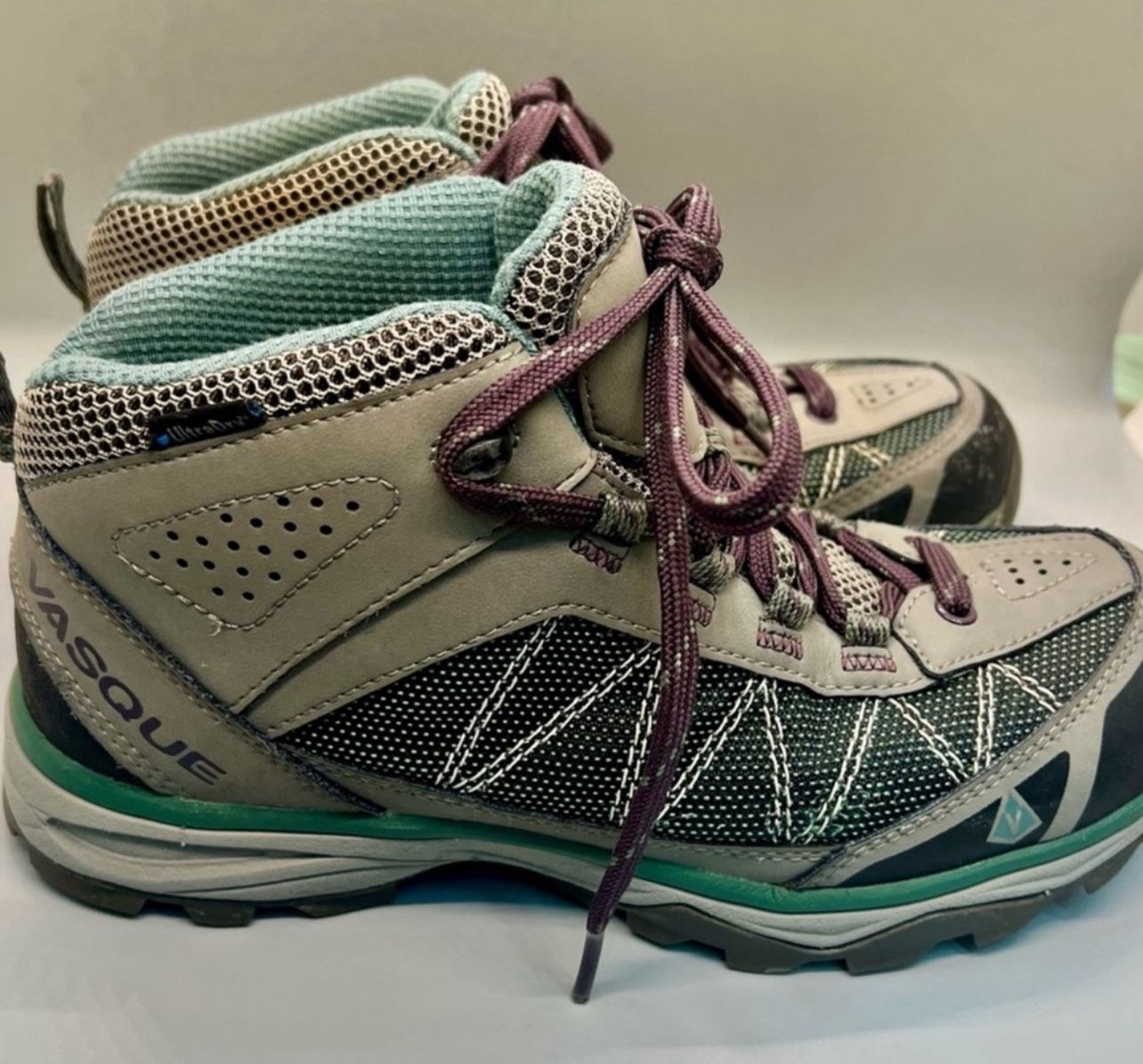 Vasque Hiking Boots Size 8