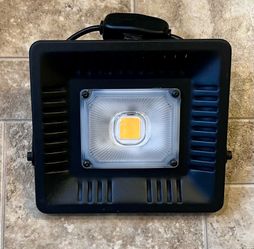 (2) LED Plant Grow Lights