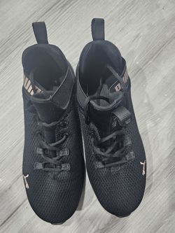 Women's Pumas