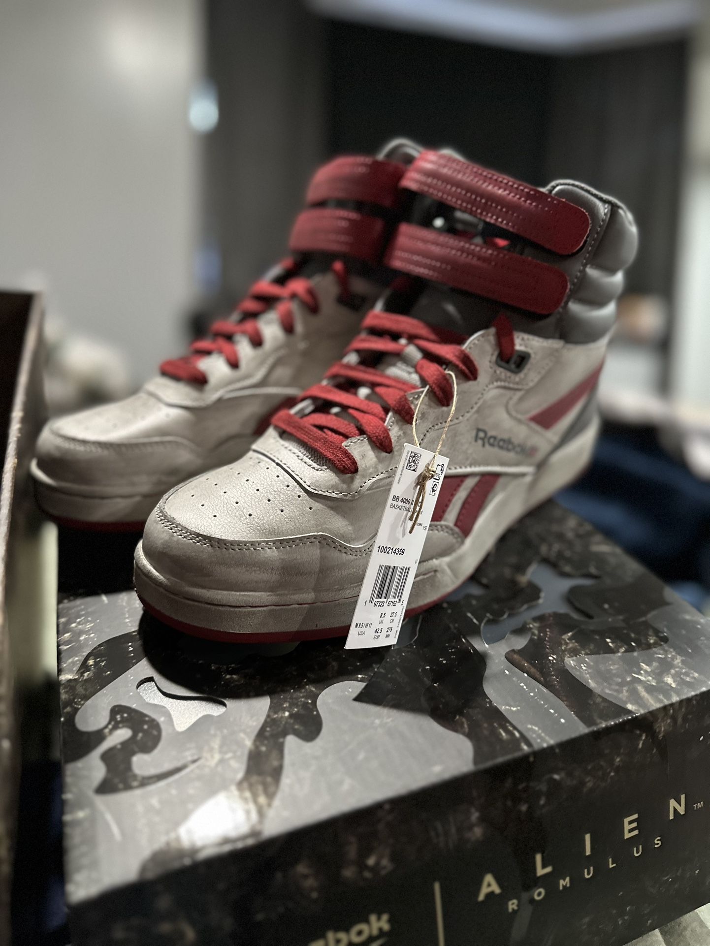 Reebok “alien”