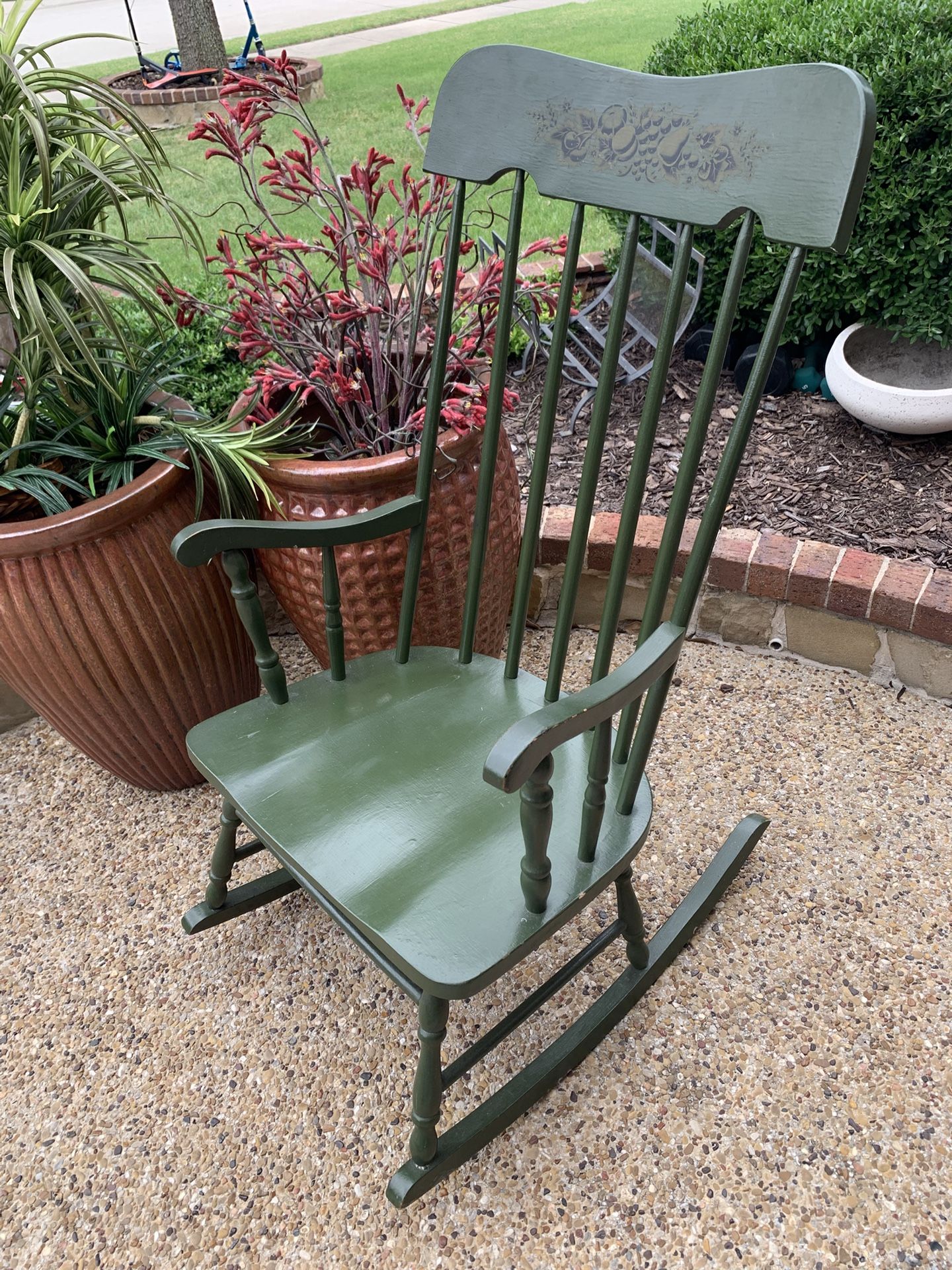 Like New Rocker Chair