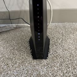 Netgear Nighthawk Modem/Router Combo. Great Condition!
