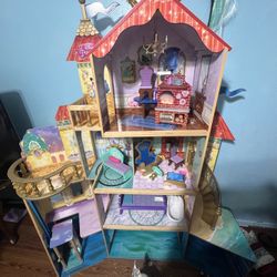 KidKraft Disney Princess Ariel Undersea Kingdom Dollhouse