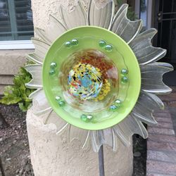 Glass Flower Yard Decor