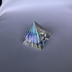 Faceted Pyramid Paper Weight 