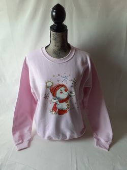 Gildan Snow girl women's pink sweatshirt size M