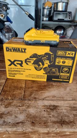 DEWALT

20V XR Cordless 3 in. Cut-Off
Tool (Tool Only)